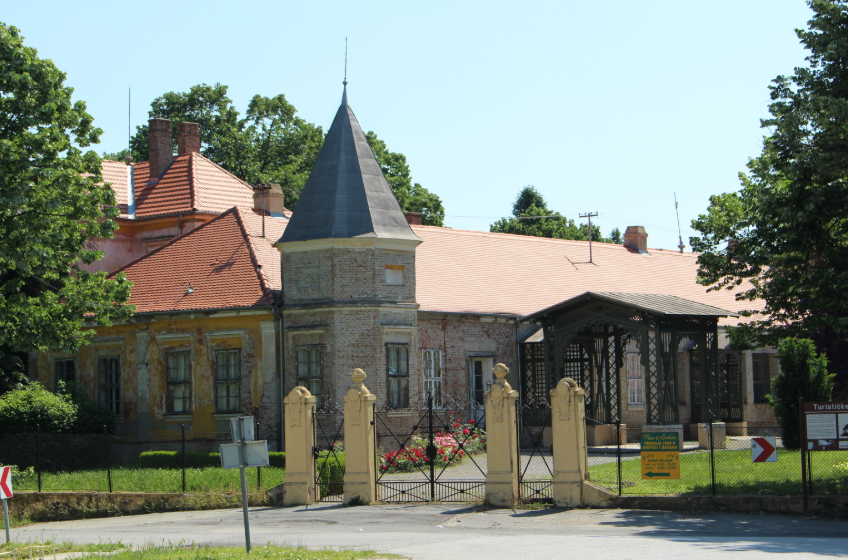 Adamović-Cseh Castle, Croatia